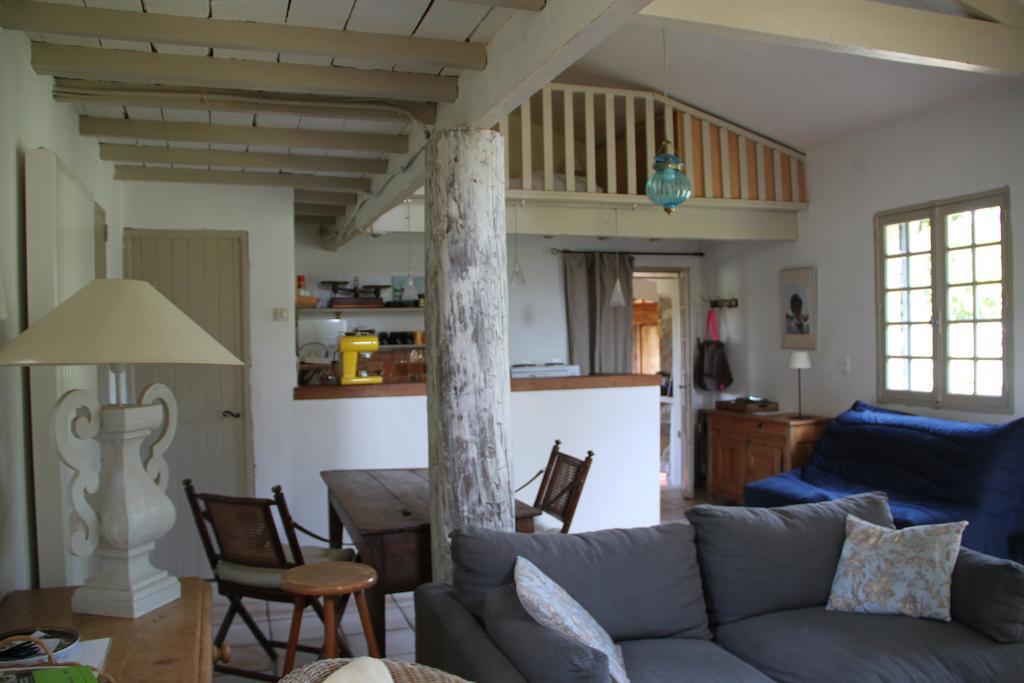 Le Mas Des Pins Mane  Habitación foto